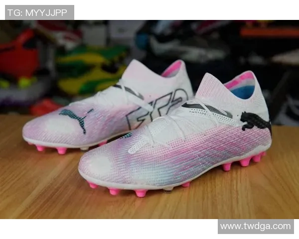 日本足球明星推荐的顶级球鞋选择与购买指南